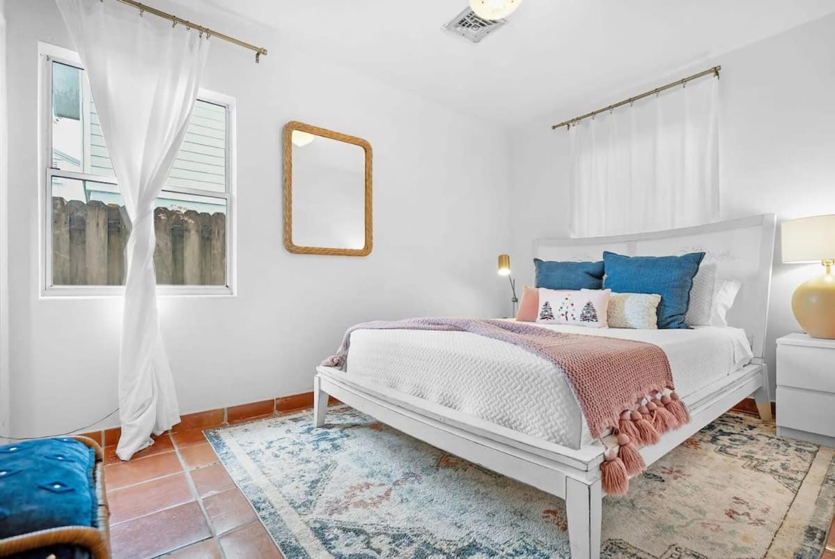 הוילה סיינט אגוסטין Pink House Prime Location Walk To Downtown Dogs Ok מראה חיצוני תמונה